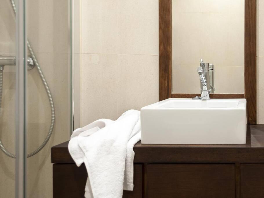 Apartamento En Puerta Del Sol 2 Madrid Ngoại thất bức ảnh